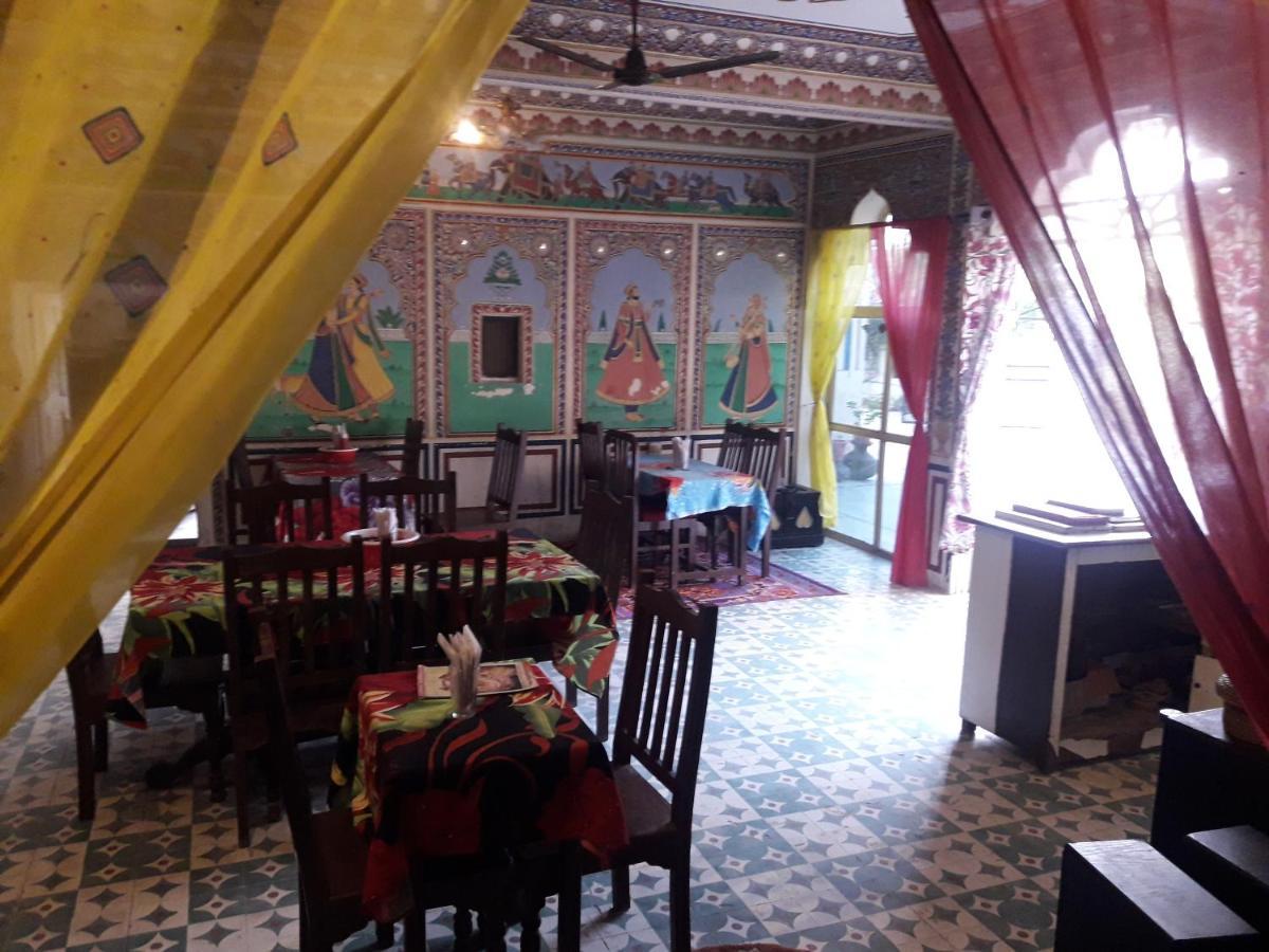 Hotel Shekhawati Haveli Mandāwa Exteriör bild